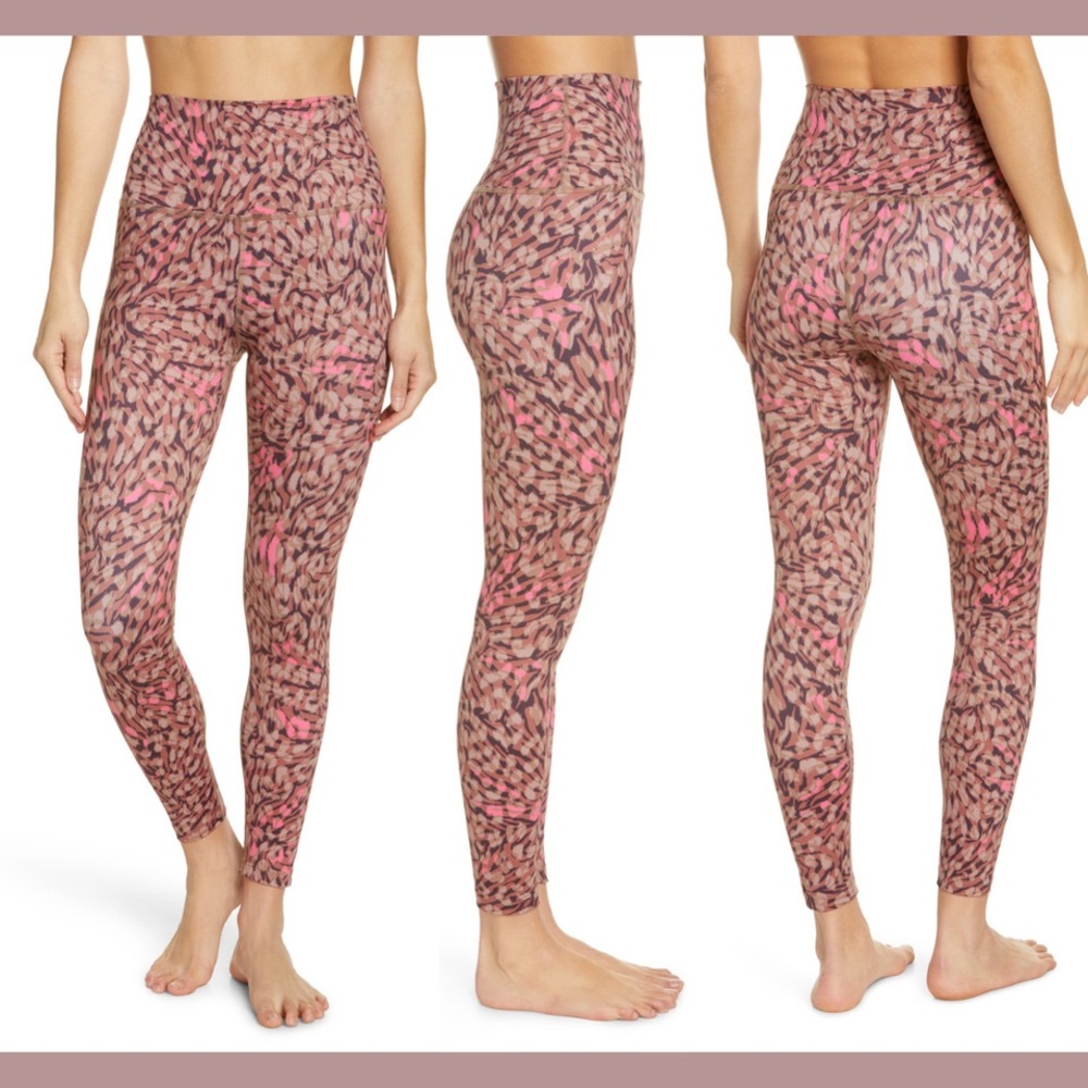 Beyond Yoga LUX HIGH WAISTED MIDI LEGGINGS IN ELECTRIC CHEETAH SWIRL